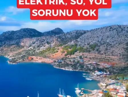 Unsere 6-Zimmer-Herrenhauswohnung Mit Pool Auf Einem 1000M2 Großen Grundstück Am Meer Im Dorf Marmaris Söğüt Steht Zum Verkauf.