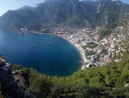 3200M2 Grundstück Mit Meerblick Zum Verkauf, Geeignet Für Den Bau Von 6 Villen In Der Bucht Von Turunc In Marmaris