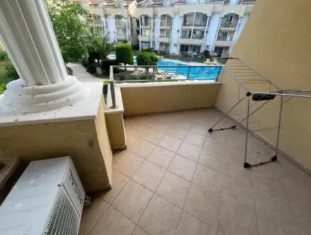 Unsere Maisonette-Wohnung Mit 2 Zimmern Und 1 Wohnzimmer In Einem Komplex Mit Pool In Marmaris İçmeler Steht Zum Verkauf.