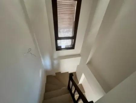 Villa For Sale In Marmaris Çetibeli Neighborhood With 3 Bedrooms And 3 Bathrooms In A Complex With A Detached Garden And Swimming Pool With Forest View