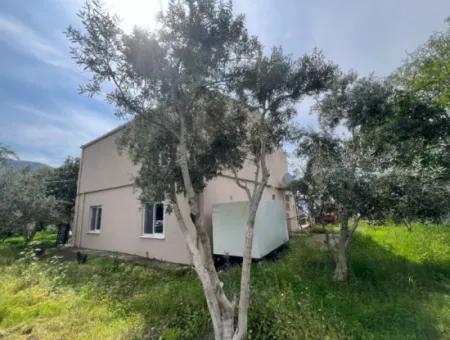 Detached House For Sale On 2000M2 Plot Of Land By The Sea In Marmaris Söğüt Neighborhood. Suitable For Tying A Boat In Front Of It.